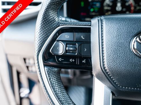 Certified 2024 Toyota Sequoia Platinum AWD/4WD image 16