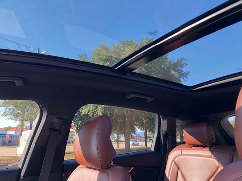 Used 2019 Lincoln Nautilus Reserve image 16