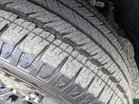 Used 2025 Ford Expedition Platinum w/ Stealth Appearance Package image 36