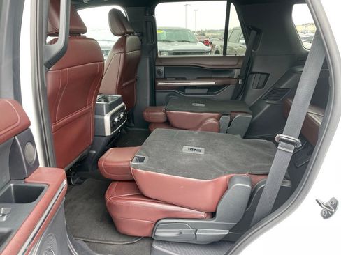 Used 2024 Ford Expedition Limited image 62