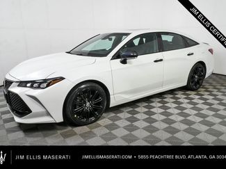 Used 2021 Toyota Avalon XSE FWD video 1