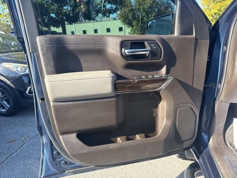 Used 2020 GMC Sierra 1500 Elevation w/ Elevation Value Package image 16