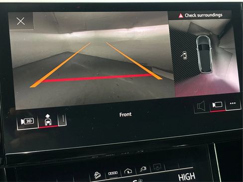 Used 2022 Audi e-tron Premium w/ Convenience Plus Package image 38