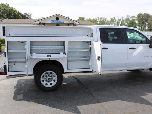 Used 2025 Chevrolet Silverado 2500 W/T w/ WT Convenience Package AWD/4WD image 11