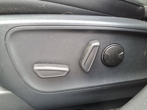 Used 2024 Ford Escape ST-Line w/ Tech Pack #1 FWD image 20