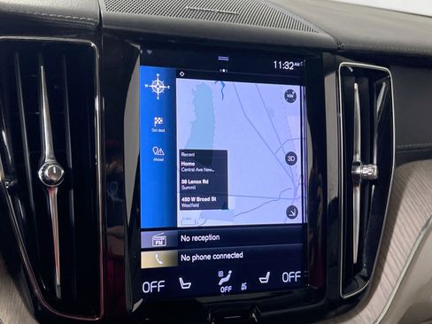 Used 2021 Volvo XC60 T5 Inscription image 13