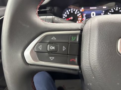Used 2025 Jeep Compass Trailhawk AWD/4WD image 28