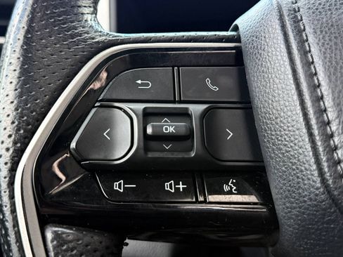 Used 2022 Toyota Tundra Limited w/ TRD Off-Road Package AWD/4WD image 16