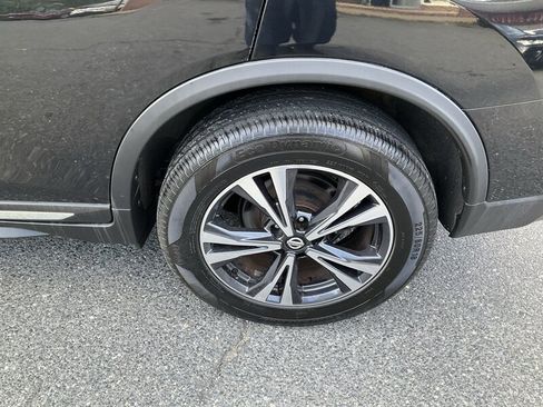 Used 2018 Nissan Rogue SL w/ Premium Package AWD/4WD image 10