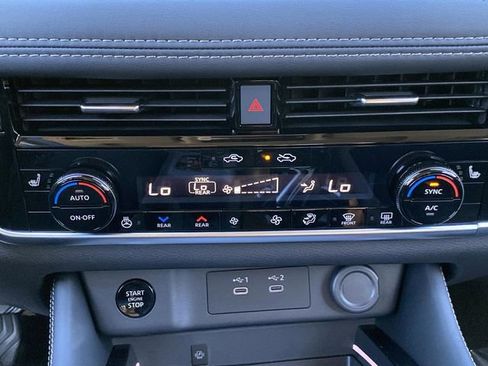 New 2026 Nissan Rogue Platinum w/ Platinum Premium Package image 22