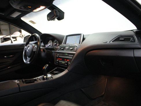 Used 2013 BMW 640i Coupe image 25