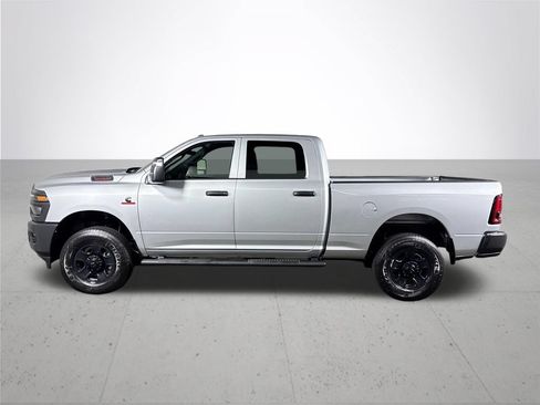 New 2026 RAM 3500 Tradesman AWD/4WD image 9