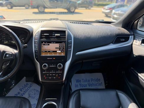 Used 2017 Lincoln MKC Premiere AWD/4WD image 23