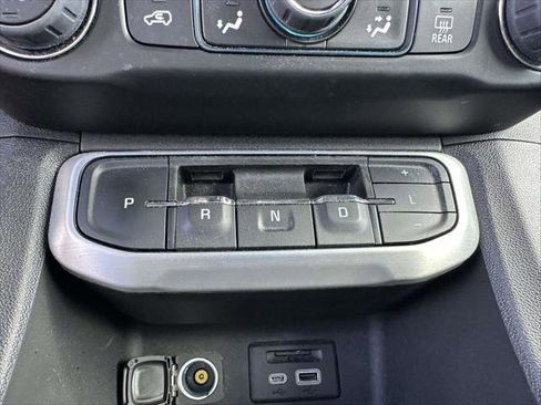 Used 2023 GMC Acadia SLE w/ Driver Convenience Package image 26