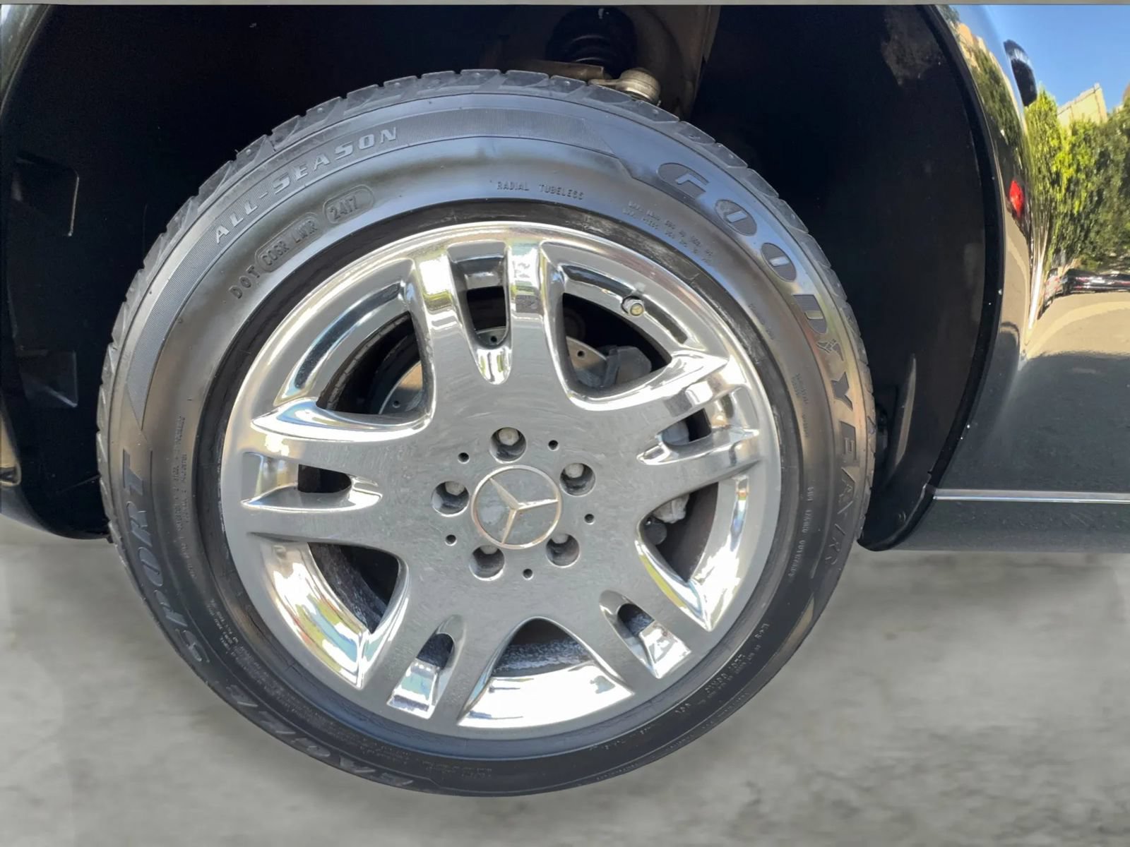 Used 2003 Mercedes-Benz E 320 Sedan image 58