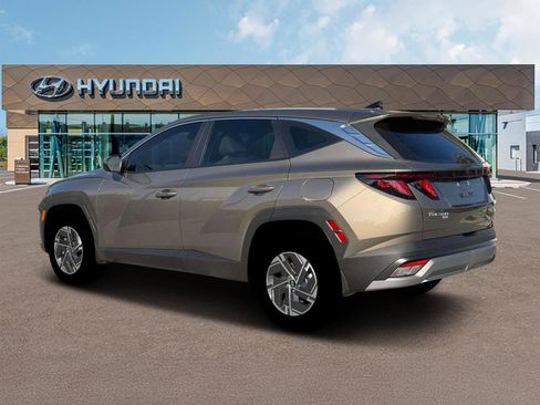 New 2026 Hyundai Tucson Blue SE AWD/4WD image 4
