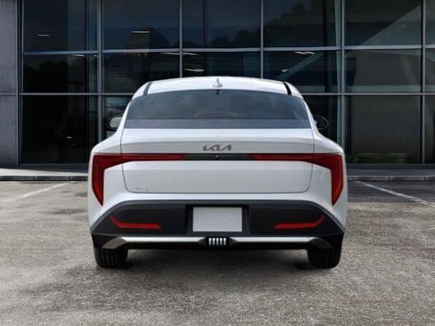 New 2025 Kia K4 EX image 5