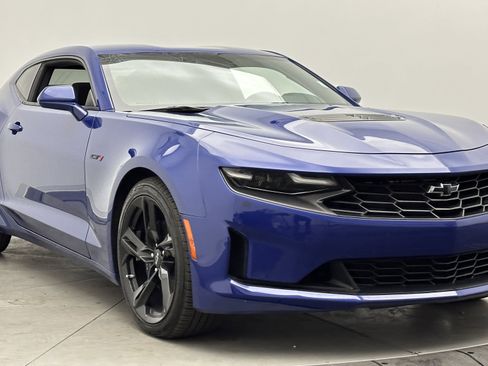 Used 2023 Chevrolet Camaro LT RWD image 3