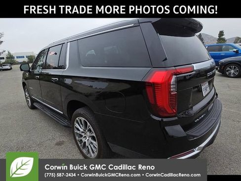 Used 2025 GMC Yukon XL Denali AWD/4WD image 5