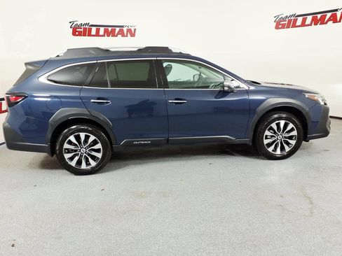 Certified 2023 Subaru Outback Touring AWD/4WD image 3