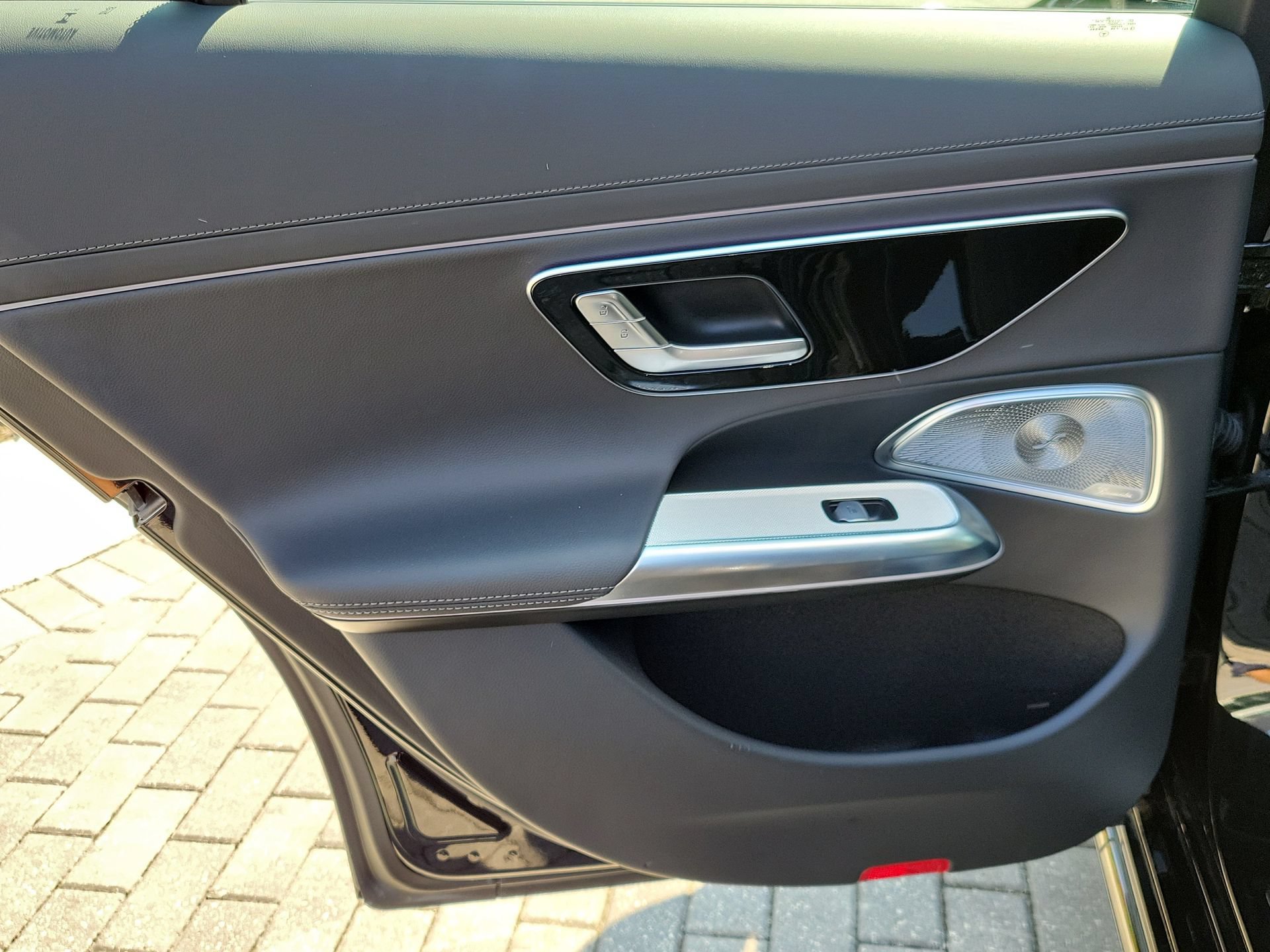 Used 2025 Mercedes-Benz E 350 4MATIC Sedan image 16