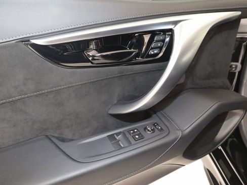 Used 2021 Acura NSX image 41