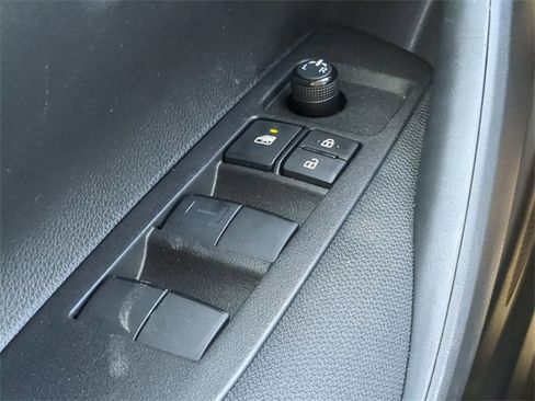 Certified 2022 Toyota Corolla LE image 21