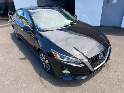 Used 2020 Nissan Altima 2.5 SV FWD image 6