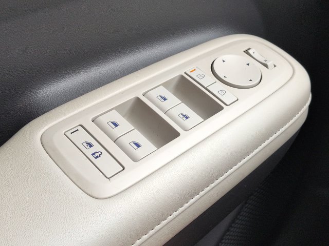 Used 2024 Hyundai Santa Fe SEL AWD/4WD image 29