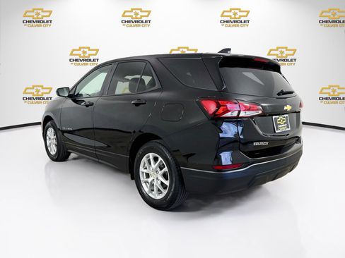 Used 2023 Chevrolet Equinox LS w/ LS Convenience Package FWD image 6