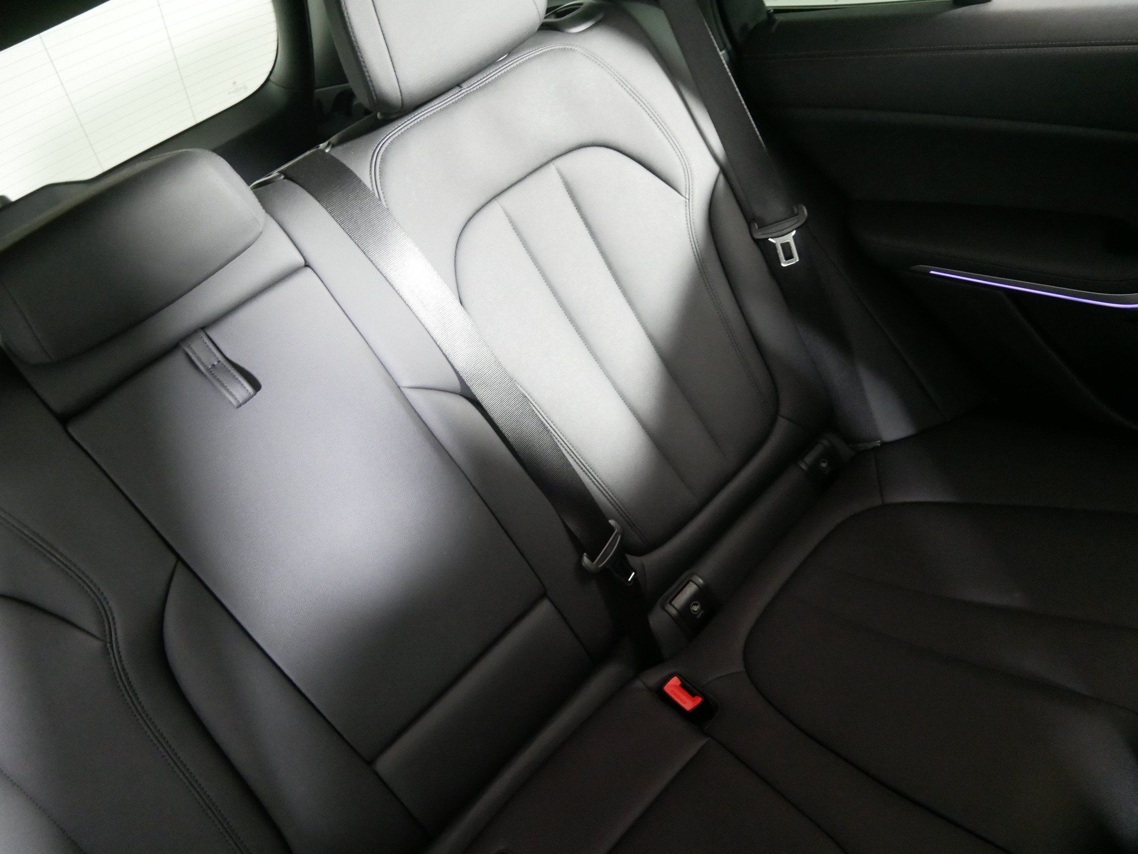 Used 2022 BMW X5 xDrive40i w/ Premium Package AWD/4WD image 14