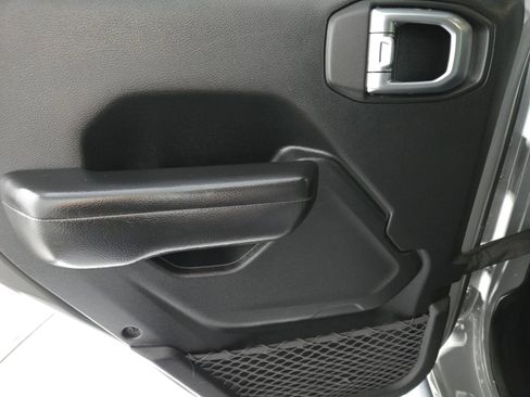 Used 2020 Jeep Wrangler Unlimited Sport AWD/4WD image 21