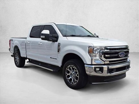 Used 2021 Ford F250 Lariat w/ Lariat Value Package AWD/4WD image 3