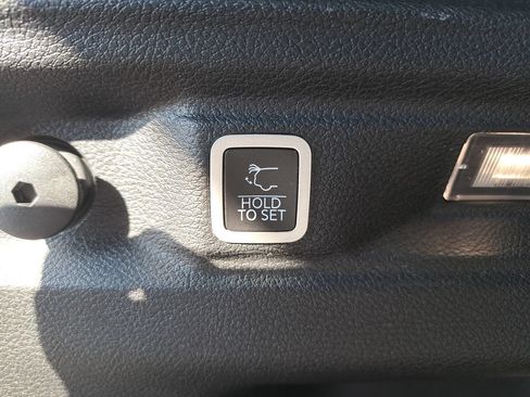 Certified 2023 Jeep Grand Cherokee L Limited AWD/4WD image 15
