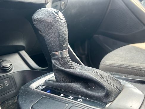 Used 2018 Hyundai Santa Fe Sport AWD/4WD image 17