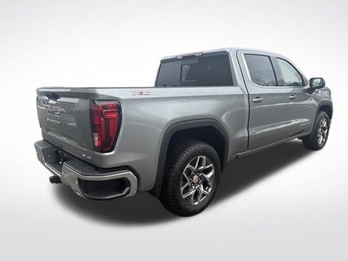 New 2026 GMC Sierra 1500 SLE w/ X31 Off-Road Package image 8
