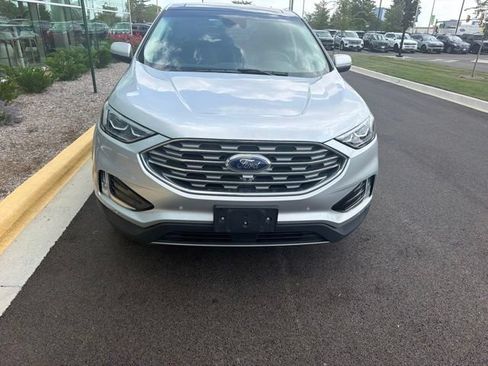 Used 2019 Ford Edge Titanium w/ Equipment Group 301A AWD/4WD image 19