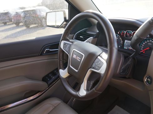 Used 2020 GMC Yukon SLT image 24