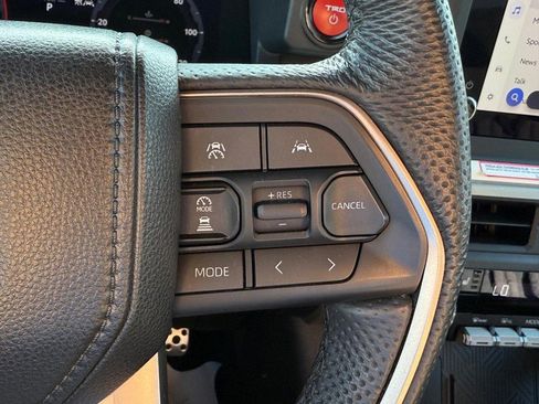 Used 2024 Toyota Tacoma TRD Sport image 18