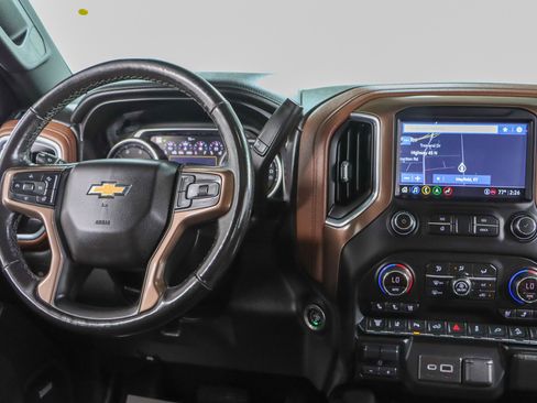 Used 2021 Chevrolet Silverado 2500 High Country w/ Z71 Off-Road Package AWD/4WD image 18