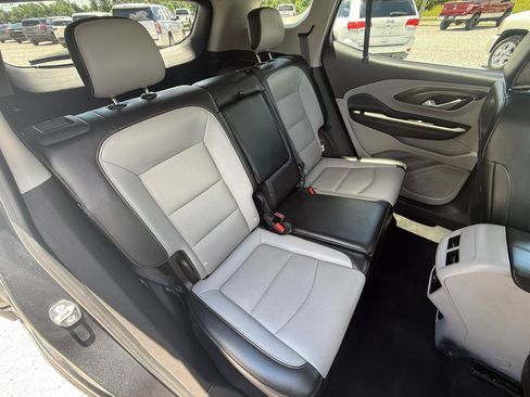 Used 2018 GMC Terrain SLT w/ Preferred Package FWD image 8