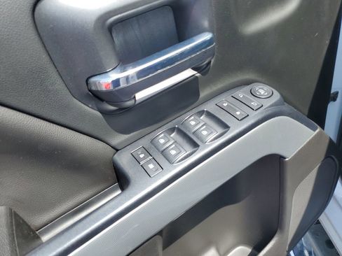 Used 2018 Chevrolet Silverado 1500 LT w/ All Star Edition AWD/4WD image 21