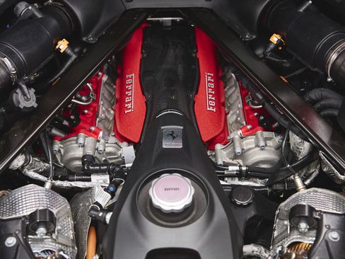 Used 2022 Ferrari SF90 Stradale image 14