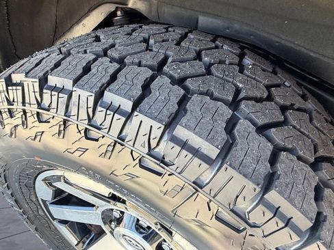 Used 2021 Toyota 4Runner TRD Off-Road image 34