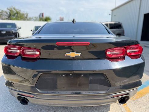 Used 2019 Chevrolet Camaro LT RWD image 3