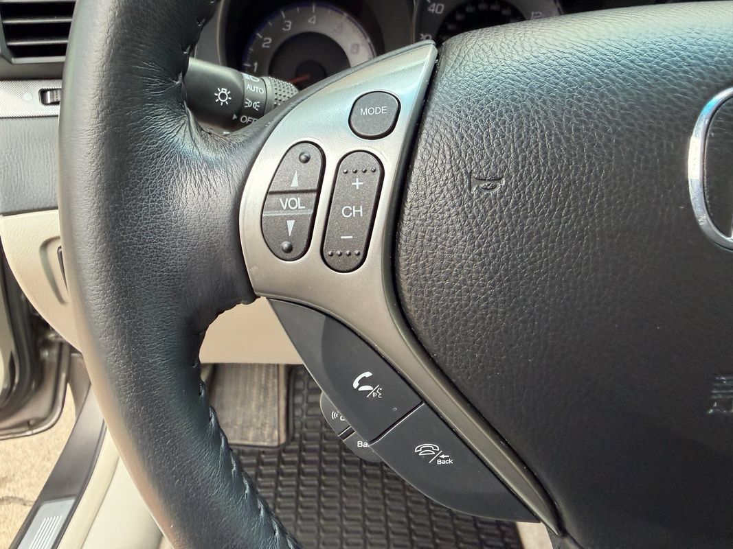 Used 2008 Acura TL FWD image 31
