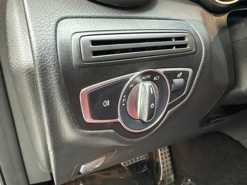 Used 2022 Mercedes-Benz GLC 300 w/ AMG Line image 52