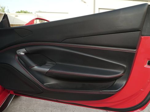 Used 2021 Ferrari F8 Tributo RWD image 12