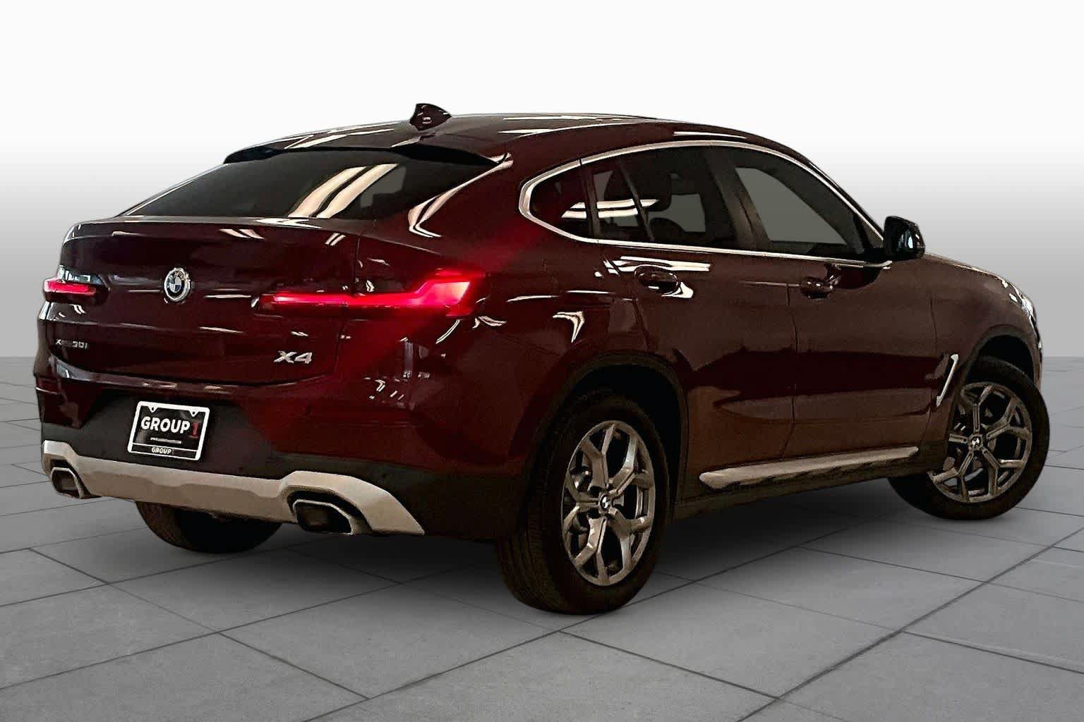Used 2023 BMW X4 xDrive30i w/ Premium Package AWD/4WD image 12