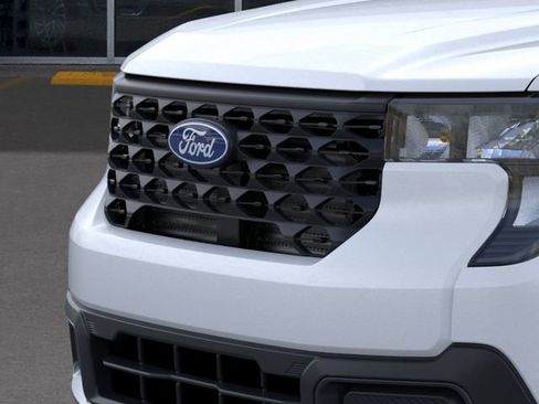 New 2025 Ford Maverick XLT w/ XLT Luxury Package FWD image 18